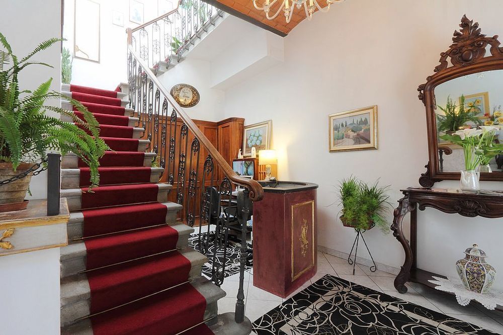 ซอจจอร์โน ซอญญา ฟิเรนเซ Bed & Breakfast ฟลอเรนซ์ ภายนอก รูปภาพ